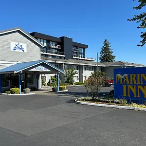 Marina / Seatac Hotel